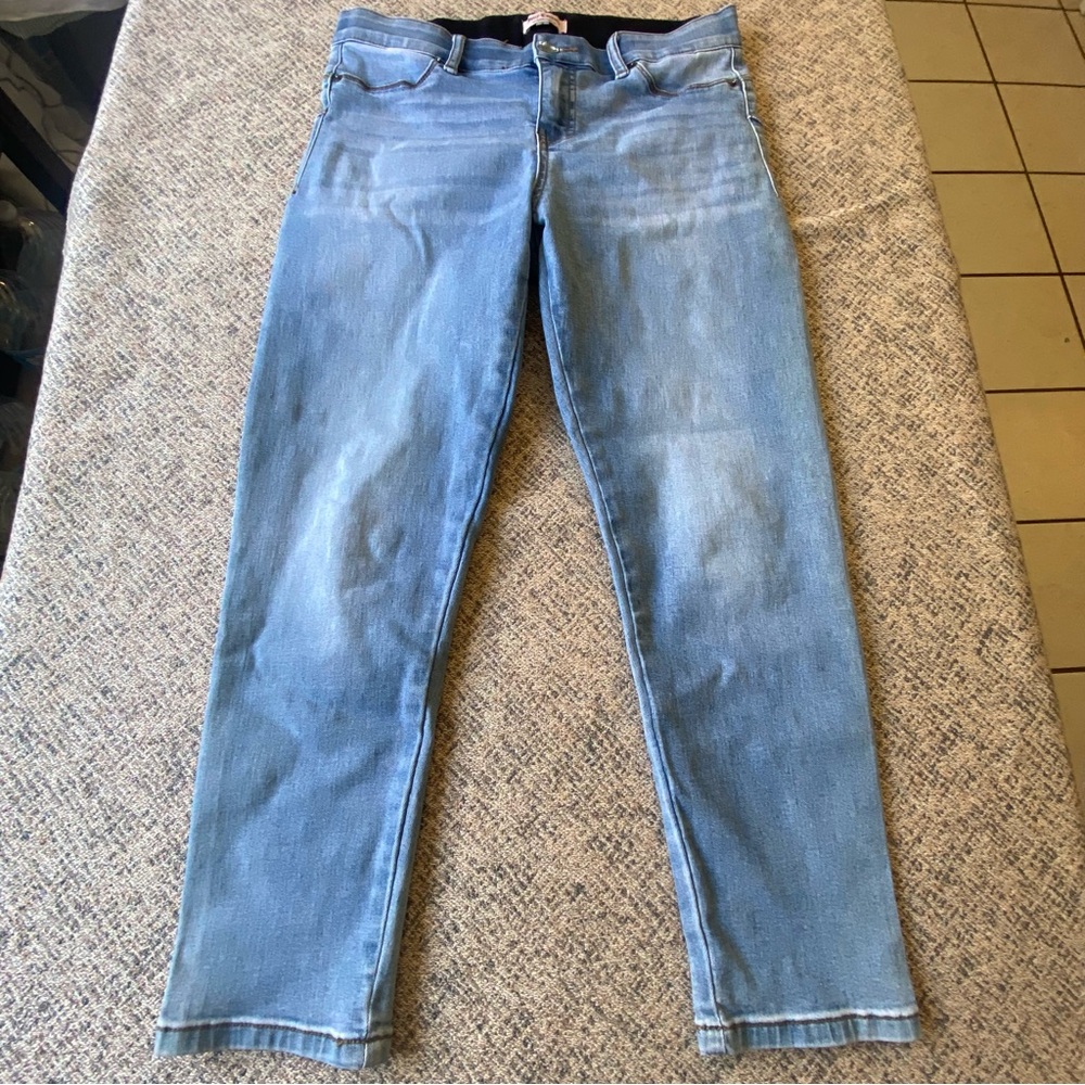 Juicy Couture Jeans High Waist Elastic Band size 8 29